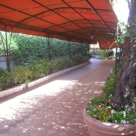 Lovely Little Apartment In Via Aurelia Rome Exterior photo